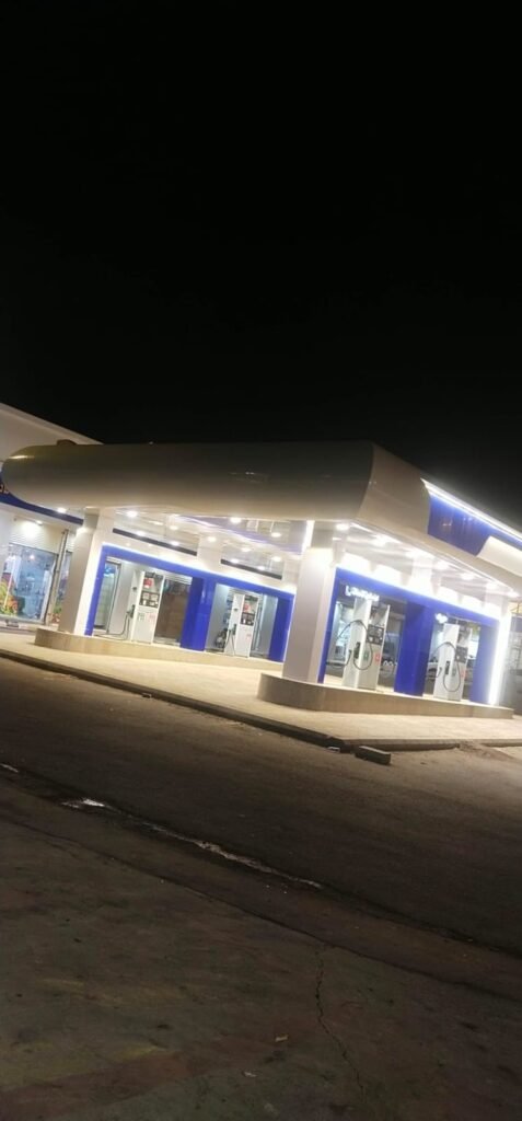 واجهات زجاج للمحلات