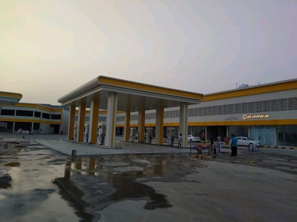 تركيب كلادينج للمحال التجارية