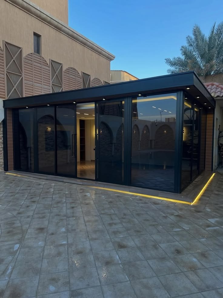 شبابيك زجاج بالرياض
