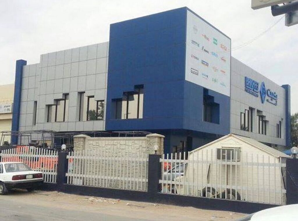 تركيب واجهات كلادينج فاخرة بجدة